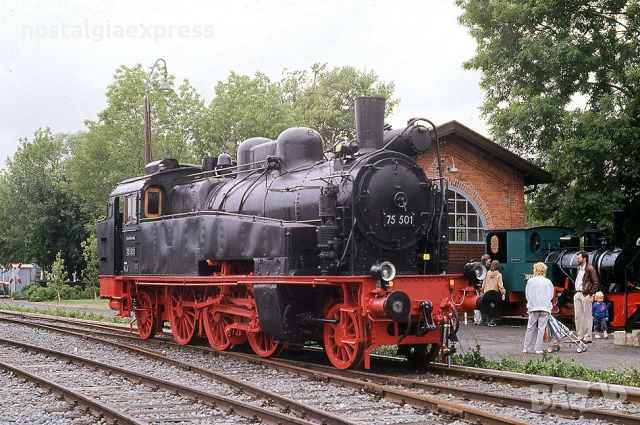 Liliput BR75 PIKO compatible / Лилипут парен локомотив BR75 съвместим ПИКО , снимка 3 - Колекции - 51016834