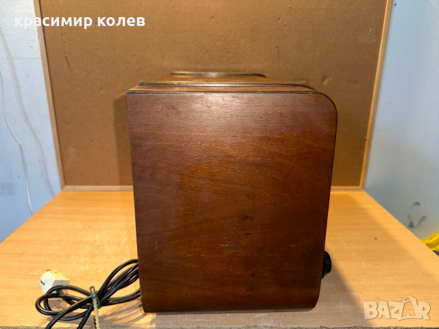 лампов радиопремник "WEGA LUX-365W", снимка 7 - Антикварни и старинни предмети - 53275211