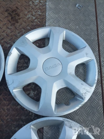 Тасове Дачия Логан/ Докер/ Сандеро 2013 година  15 цола, снимка 5 - Аксесоари и консумативи - 50821844