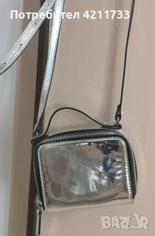 малка вечерна дамска чанта НОВО, снимка 2 - Чанти - 49689219