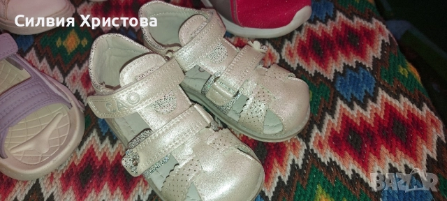 Продавам различни детски обувки номера от 24 до 28, снимка 7 - Детски маратонки - 51785835