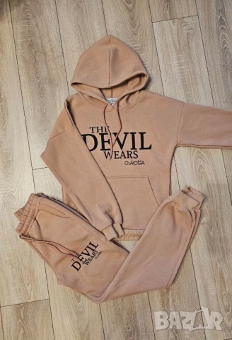 Дамски спортни екипи, снимка 2 - Спортни екипи - 52592051