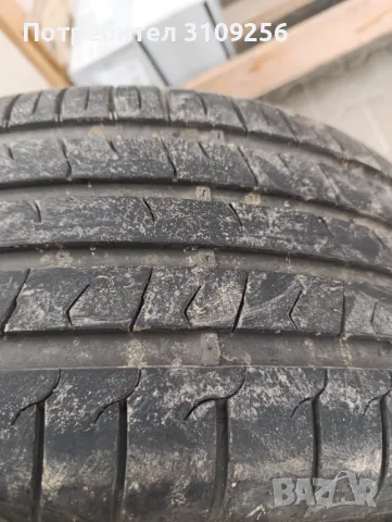Летни гуми 245/40  R18, снимка 2 - Гуми и джанти - 49541232