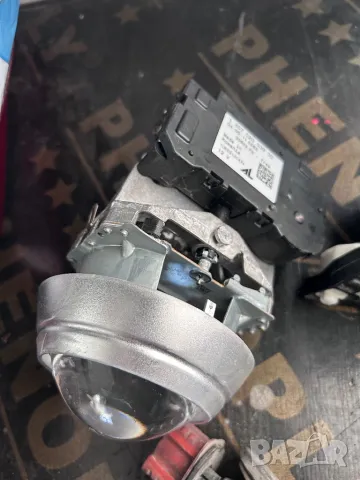 части фар мерцедес ц класа w204 facelift ксенон xenon лупа баласт крушка, снимка 2 - Части - 49413769