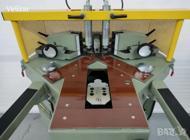 Ъглонабивна машина PRESSTA EISELE с двойна регулируема глава