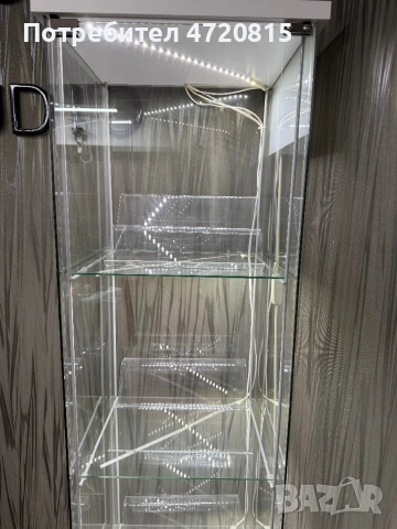 Стъклена светеща витрина , снимка 2 - Витрини - 53244236