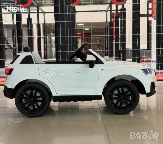 Акумулаторен джип Audi Q7 12V с меки гуми с Кожена седалка , снимка 11 - Детски велосипеди, триколки и коли - 48292867