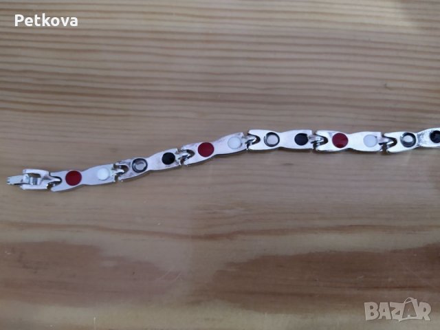 Магнитна гривна , снимка 3 - Гривни - 27637910