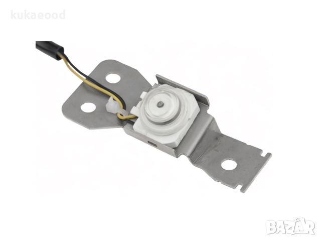 Бутон за ел багажник Toyota Prius MK2, снимка 5 - Части - 51823280