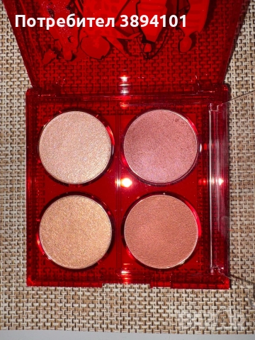 Палитра с руж и хайлайтър Smashbox внос от Дубай, снимка 3 - Декоративна козметика - 51896421