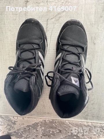 Боти Adidas , снимка 2 - Дамски боти - 53367793