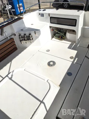 Лодка Arvor 230AS, снимка 7 - Воден транспорт - 44323298