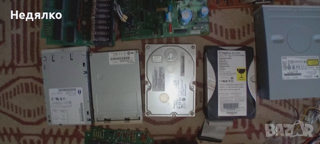 Винтидж захранване,флопита и хард дискове за компютри, снимка 7 - Захранвания и кутии - 43584696