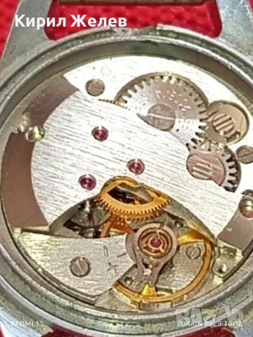 Стар механичен часовник дамски Заря СССР 17 камъка за ремонт части КОЛЕКЦИЯ 48003, снимка 8 - Антикварни и старинни предмети - 50149245