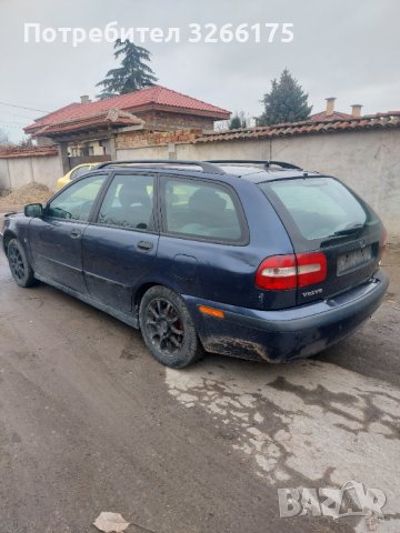 Volvo v40 1.8 122 на части, снимка 2 - Автомобили и джипове - 44103736