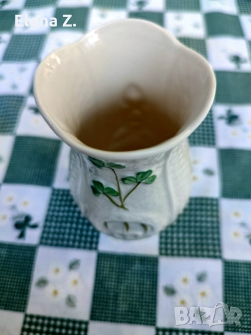 Belleek Ireland Малка Claddagh ваза, снимка 5 - Вази - 52505409
