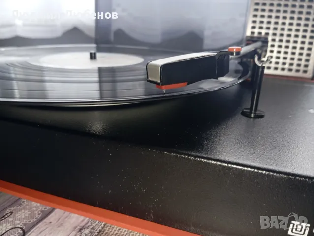 Грамофон Unitra WG 401 с вграден усилвател и говорител в капака , снимка 4 - Грамофони - 50321078