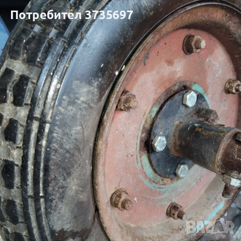 Чифт малки джанти с гуми., снимка 2 - Градинска техника - 52707092