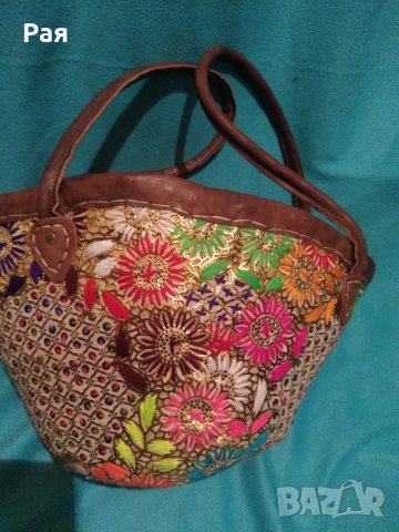 Мароканска ръчно изработена чанта от тъкана слама с флорална бродерия от памук, вълна и пайети, коже, снимка 12 - Чанти - 33509010