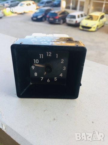 Часовник Опел Кадет Е - Опел Комбо - 90243442 - 370218072002 N