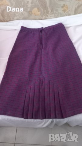 Вълнена пола, снимка 2 - Поли - 38492343