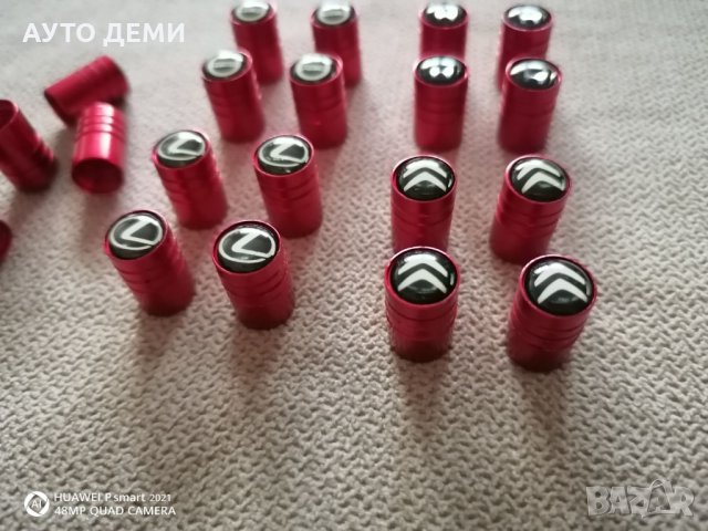 Червени кръгли метални капачки за вентили винтили за кола автомобил джип ван бус колело, снимка 3 - Аксесоари и консумативи - 32622907