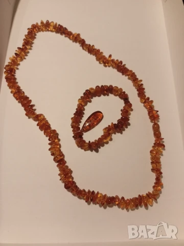 кехлибар, снимка 2 - Колиета, медальони, синджири - 50464724