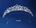 Сребриста декорирана метална корона тиара дамска детска закоса глава диадема, снимка 3