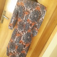 Н&М Кафява къса рокля с коланче на цветя М, снимка 3 - Рокли - 33356425