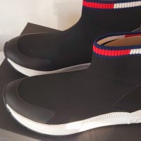 Боти тип чорап Tommy Hilfiger 36, снимка 4 - Дамски боти - 43459278