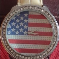 Фешън модел дамски часовник с кристали Американското знаме стил и комфорт 42598, снимка 5 - Дамски - 43786026
