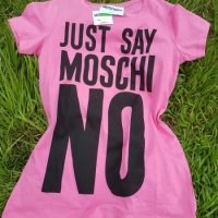 Дамска тениска Just Say Moschino Print във розов и мръсно бял цвят, снимка 2 - Тениски - 28868391