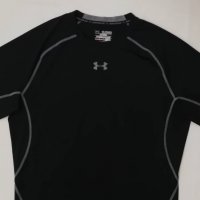 Under Armour UA Compression оригинална тениска 2XL спорт фитнес, снимка 2 - Спортни дрехи, екипи - 37516026