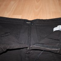 Спортно елегантен мъжки панталон с връзки RESERVED, размер: 32, снимка 4 - Панталони - 32924201
