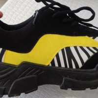 Маратонки сникърси кецове зебра, черно и жълто 40-41 номер, снимка 1 - Маратонки - 38747741