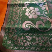 турско молитвено килимче, килимче за молитва за Намаз - зелен фон с блестящи сребърни орнаменти, снимка 2 - Антикварни и старинни предмети - 38235693