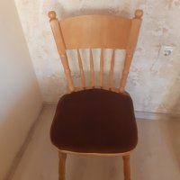 Столове за трапезария от дърво,запазени,4 броя.Два са в тъмно кафяво и два са в светло кафяв цвят., снимка 6 - Столове - 37022961
