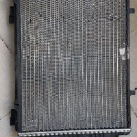 Радиатор за мерцедес С класа C43 CLK430 2025007403, снимка 1 - Части - 39761449