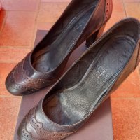 Дамски италиански обувки естественна кожа, снимка 1 - Дамски обувки на ток - 24946574