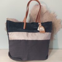 НОВА CLARKS чанта – голяма, тип торба (tote), снимка 1 - Чанти - 43223176
