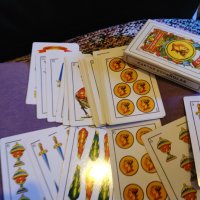 Naipes cartas espanolas нови Испански маркови карти пластик 52+2 Таро карти, снимка 15 - Карти за игра - 43762933