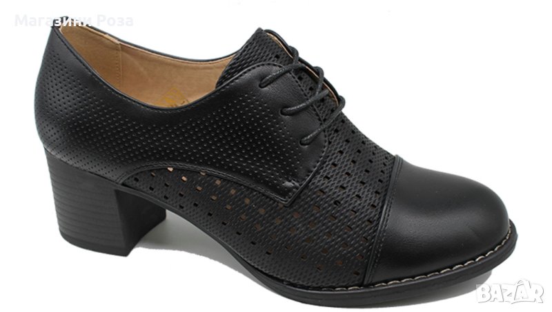 Черни дамски обувки на дупки с ток, снимка 1