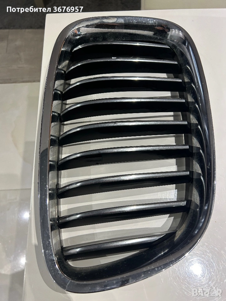 Оригинален десен бъбрек(решетка)за BMW F07, снимка 1