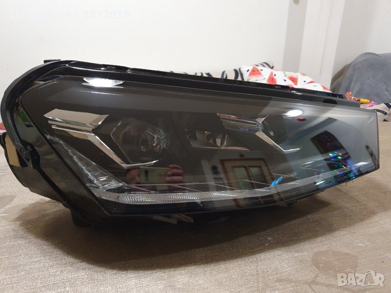 Оригинален десен фар за Шкода Фабия / Skoda Fabia IV, снимка 1