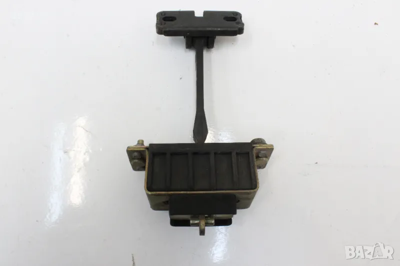 Заден десен стопер за врата 2037300116 W203, снимка 1