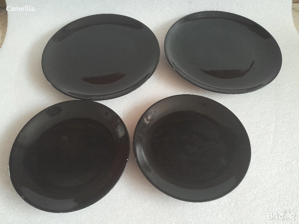 Черни чинии, снимка 1