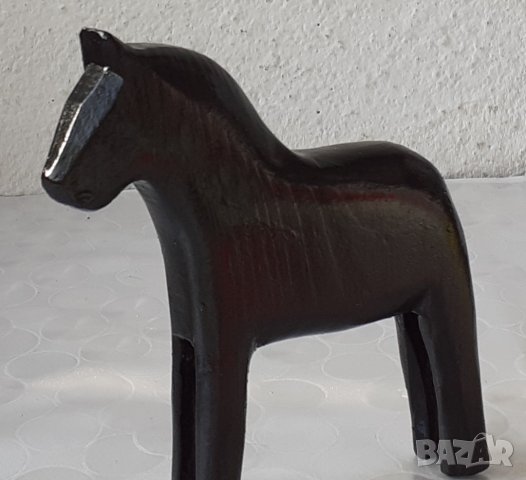 Коне: кон дървен от икеа, черен статуетка статуя фигура, сгъваема стойка за вино, статуетка дървен , снимка 3 - Статуетки - 28877969
