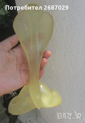 Фосфоресцираща и променяща цвета си змия - кобра фигура пластика статуетка, снимка 9 - Статуетки - 33517776
