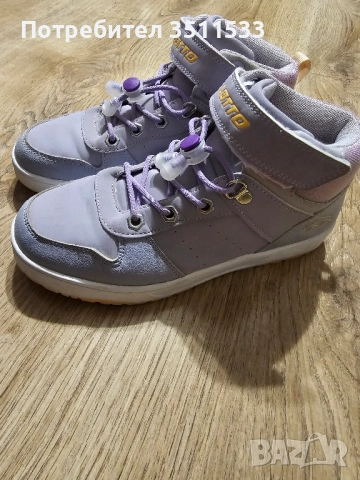 Кецове Lotto 35 номер, снимка 2 - Детски маратонки - 52396935