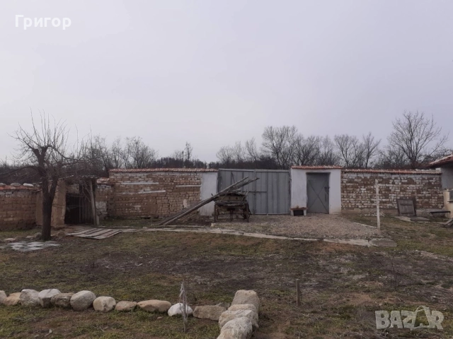 Продавам къща с двор в село Старосел, снимка 7 - Къщи - 52340787
